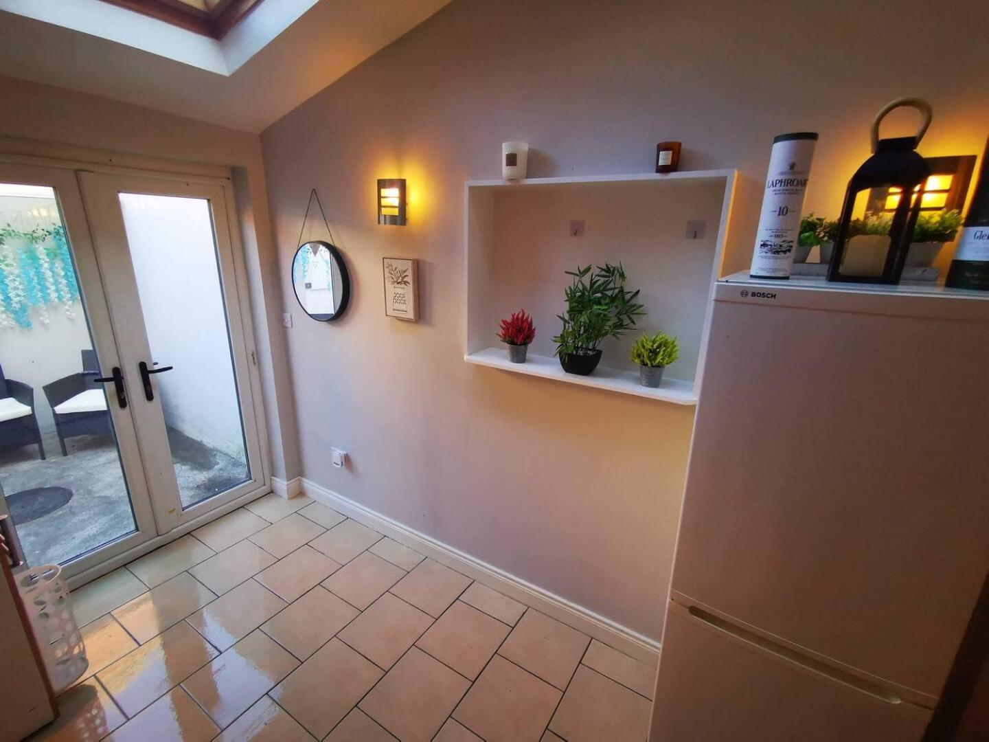 2Br Cozy Duplex Villa Belfast Buitenkant foto