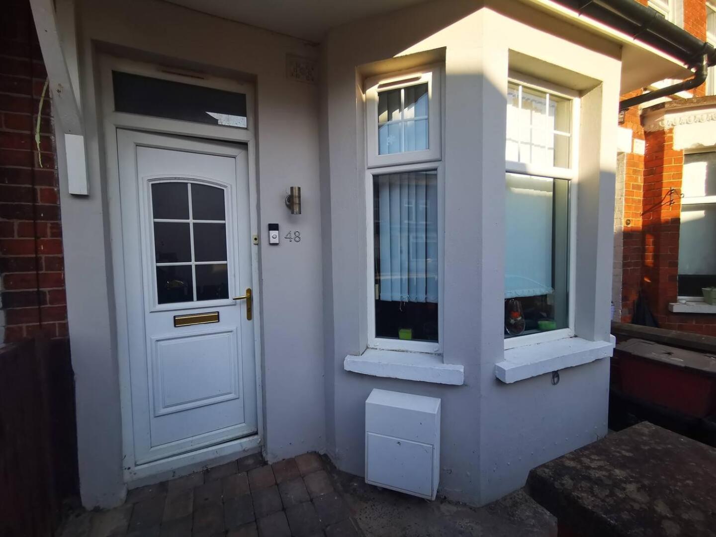 2Br Cozy Duplex Villa Belfast Buitenkant foto