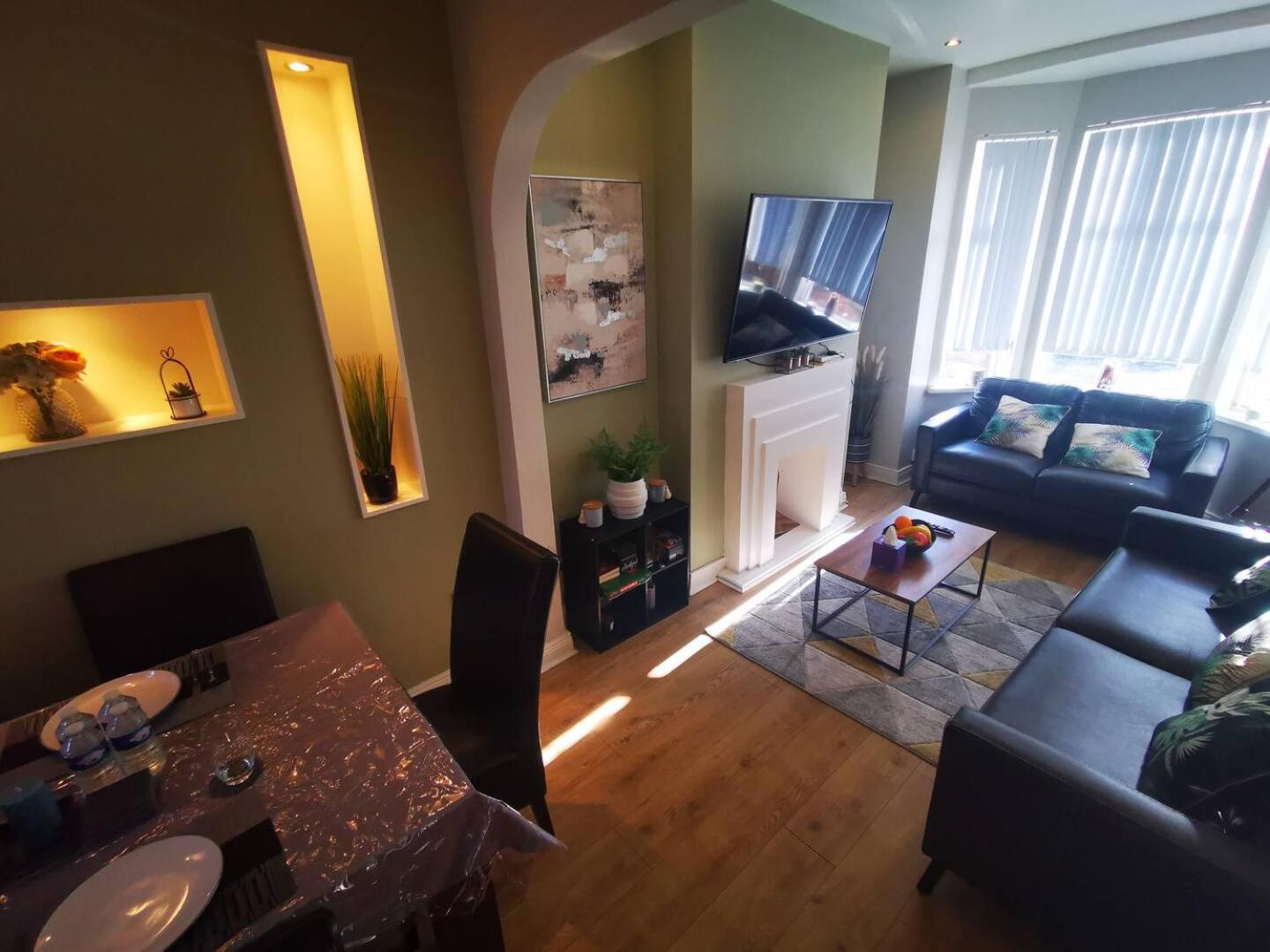 2Br Cozy Duplex Villa Belfast Buitenkant foto