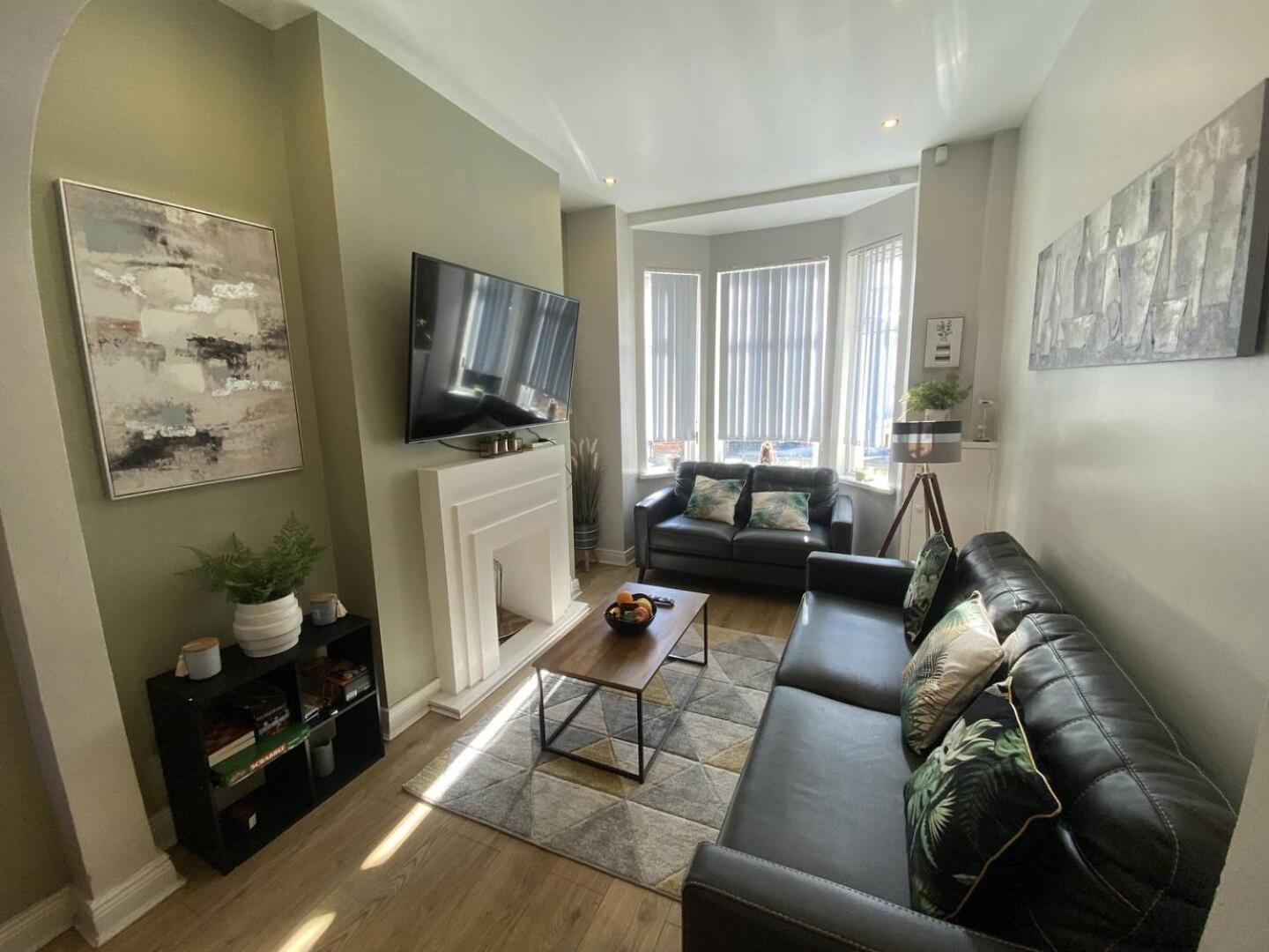 2Br Cozy Duplex Villa Belfast Buitenkant foto